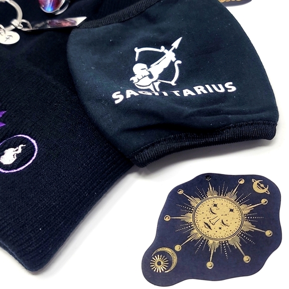 Sagittarius ✦ Zodiac Bundle ✦ Hat, Bracelet, Keychains, Foil Sticker, Hair Tie - Picture 3 of 16